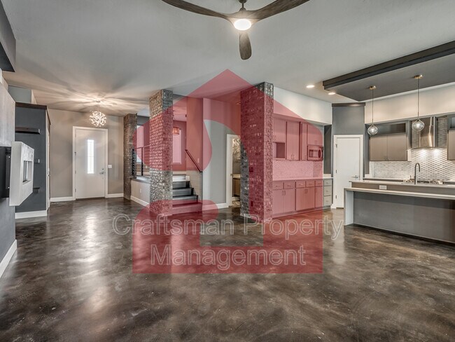 Building Photo - 17413 Melville Ln