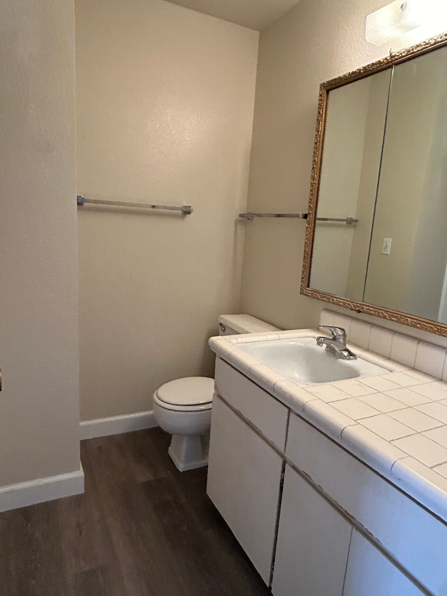 Building Photo - 6049 E Albany St