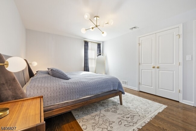 Building Photo - 23 Victor Ave