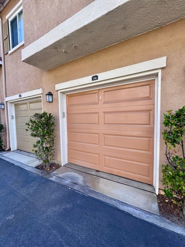 Building Photo - 1 bedroom Murrieta condo for LEASE with a ...