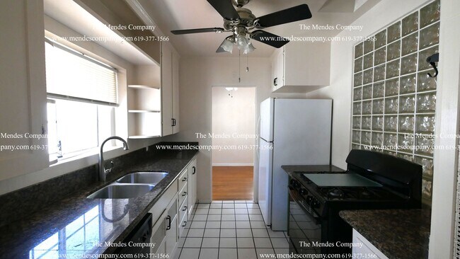 Building Photo - 3130 Emerson St