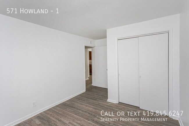 Building Photo - 571 Howland-1