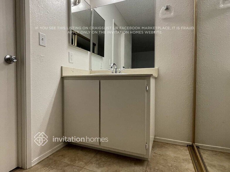 Building Photo - 2899 Sagemill Way