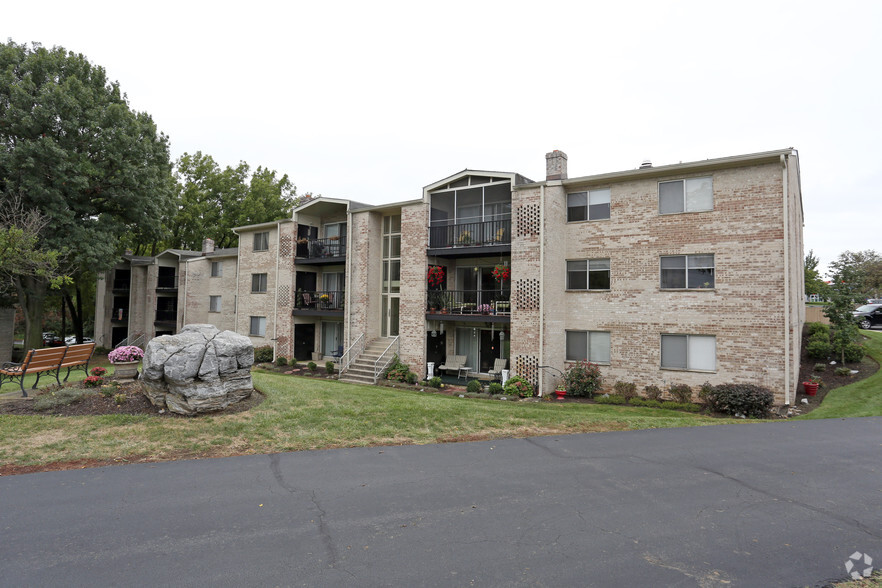 Community - Wynnewood Park Apartments