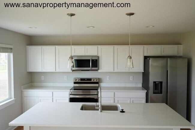 Building Photo - Your Dream Home Awaits You! A 4-Bed, 2.5 - Bath in Bondurant!