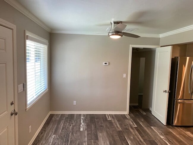 Building Photo - 415-419 SIXTH