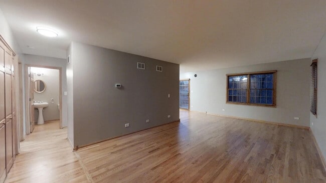 Building Photo - 1112 Norfolk St