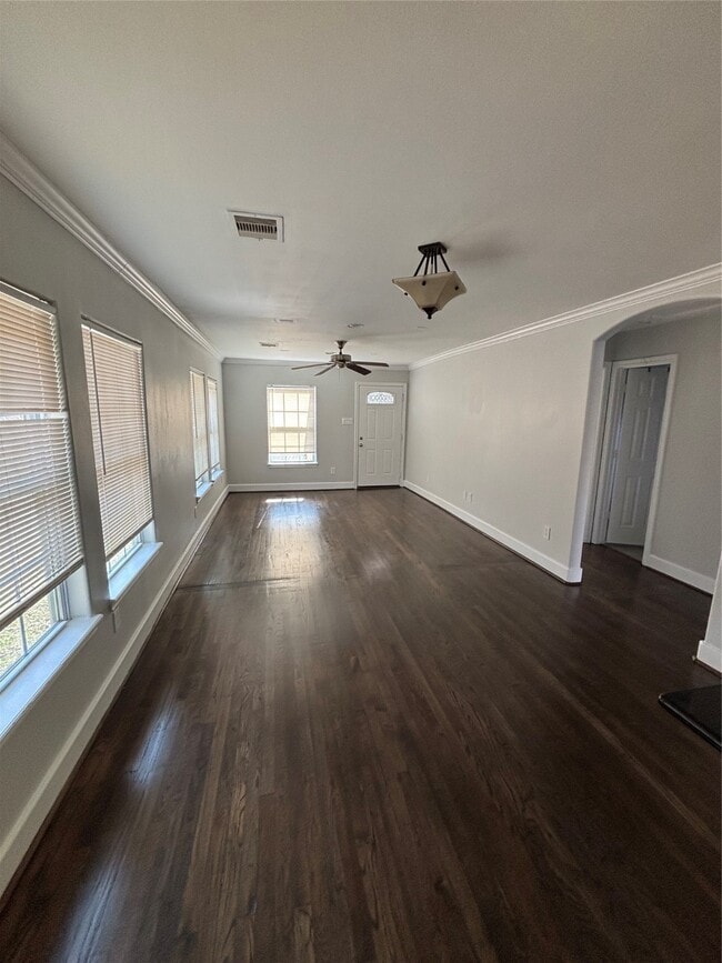 Building Photo - 5424 4th St