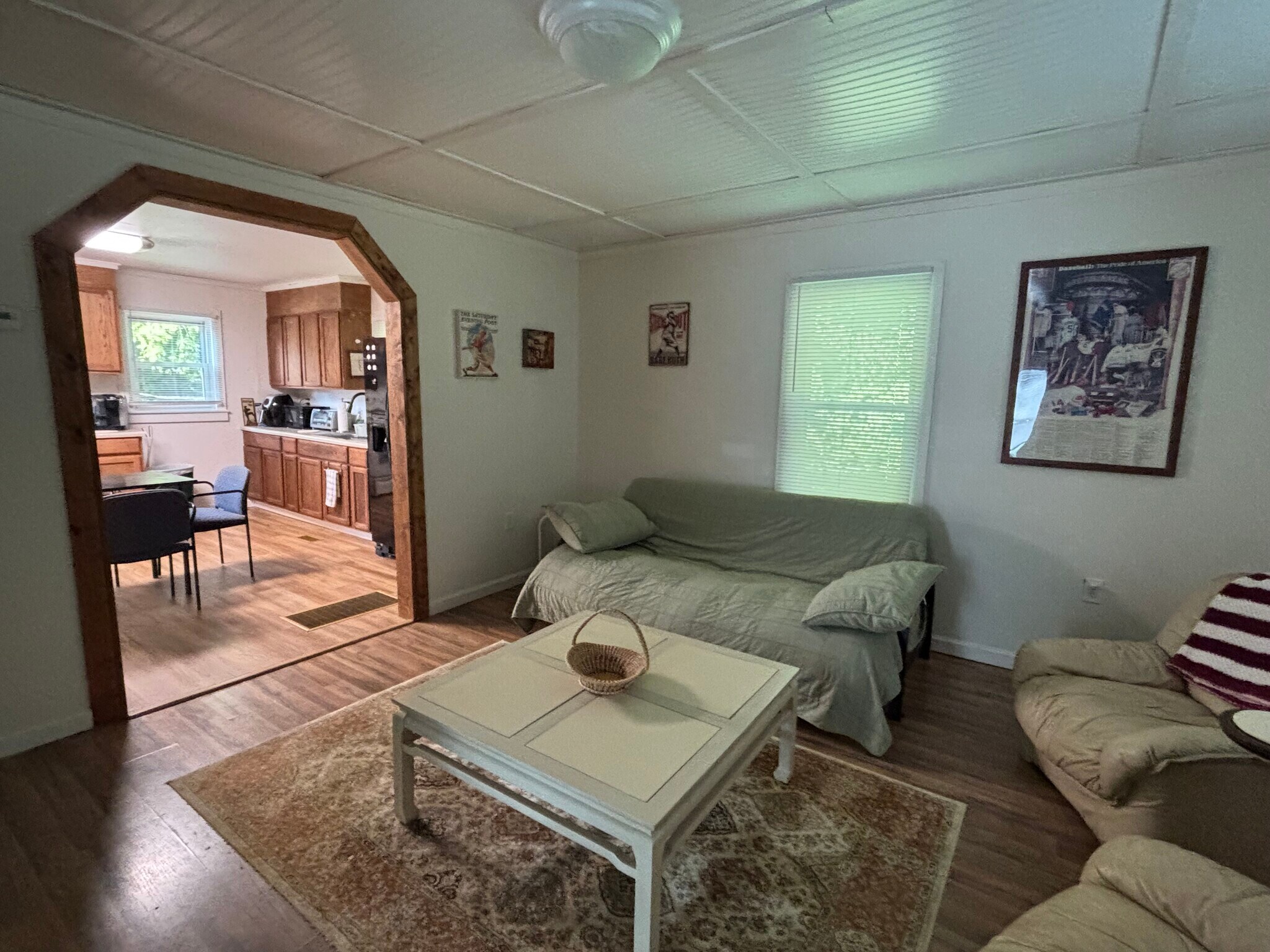 Building Photo - 130 Mountain View Rd