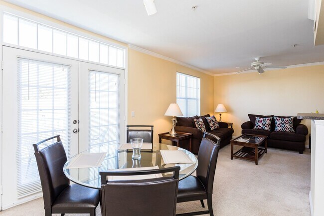 Building Photo - 770-307 Siena Palm Drive