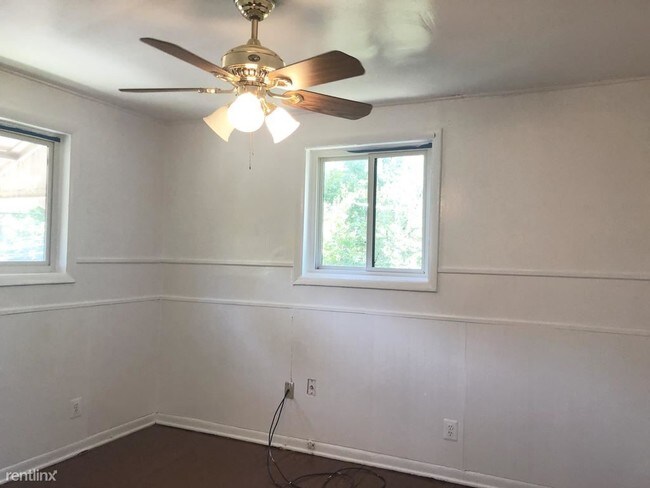 Building Photo - 3 br, 2 bath House - 1225 Queen St