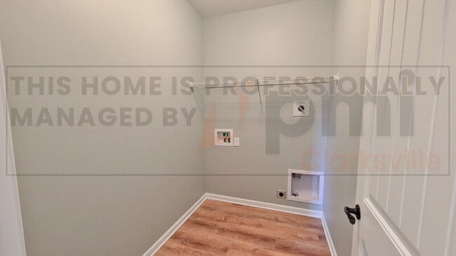 Building Photo - 717 Sleek Fox Dr