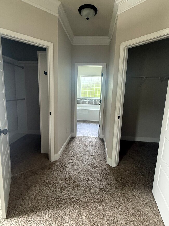 Building Photo - 1263 Gregory Landing Dr