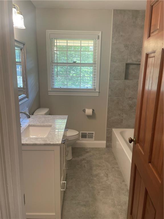 Building Photo - 5416 N Richland Creek Rd