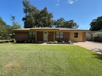 Building Photo - 6119 Shawn Ln