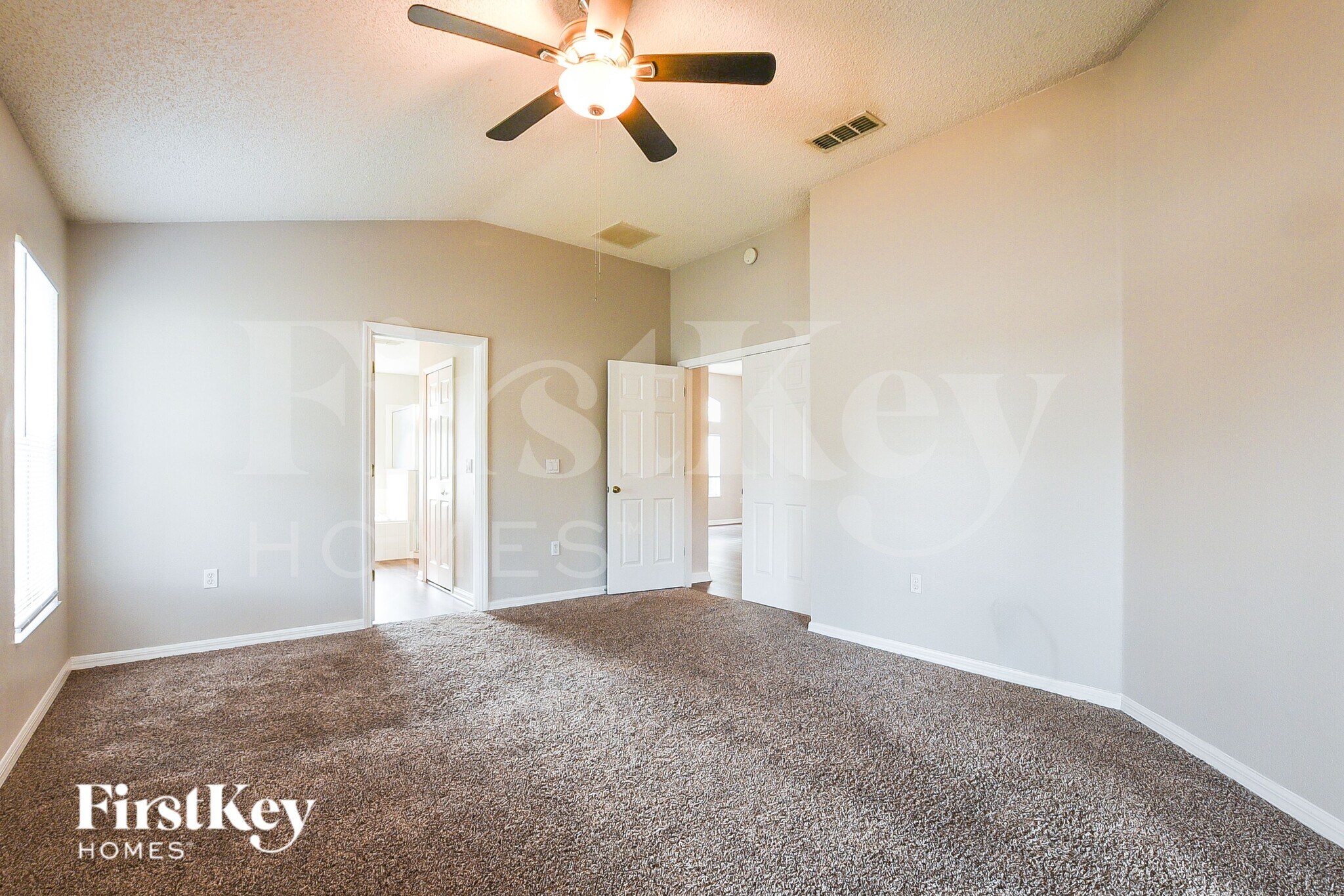 Building Photo - 2411 Dumas Dr
