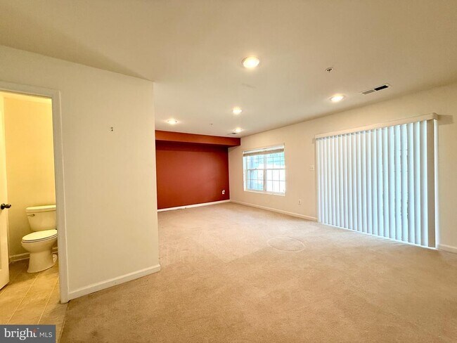 Building Photo - 3517 Sea Grass Ln