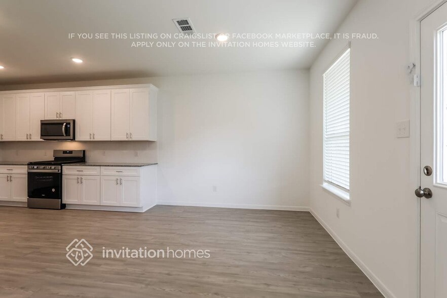 Building Photo - 21633 Fox Gully Ln