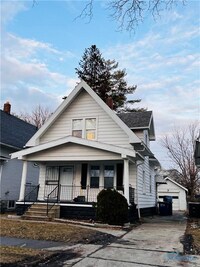 Building Photo - 3212 Maher St