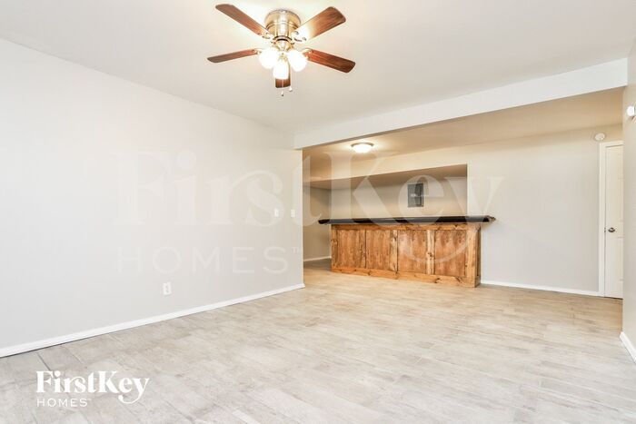 Building Photo - 1282 Lombez Dr