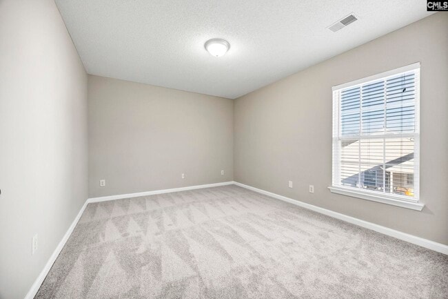 Building Photo - 153 Pennsylvania Ct