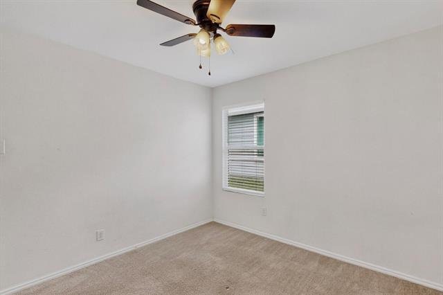 Building Photo - 9216 Grackle Pl