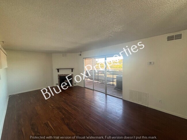 Building Photo - 2601 W Broadway Blvd