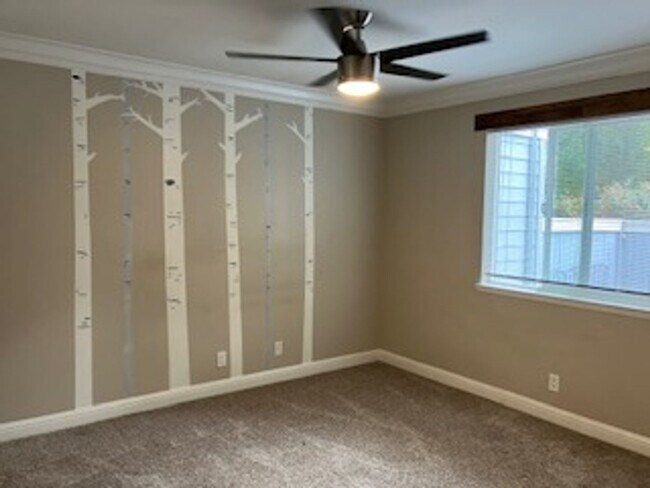 Building Photo - Charming 2 Bedroom, 2 Bathroom Condo in Sa...