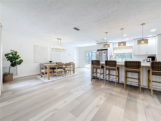 Building Photo - 2959 Laurel Ct