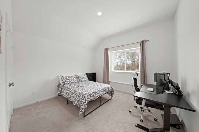 Building Photo - 9405 Vis Fls Trce