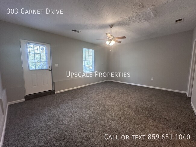 Building Photo - 303 Garnet Dr