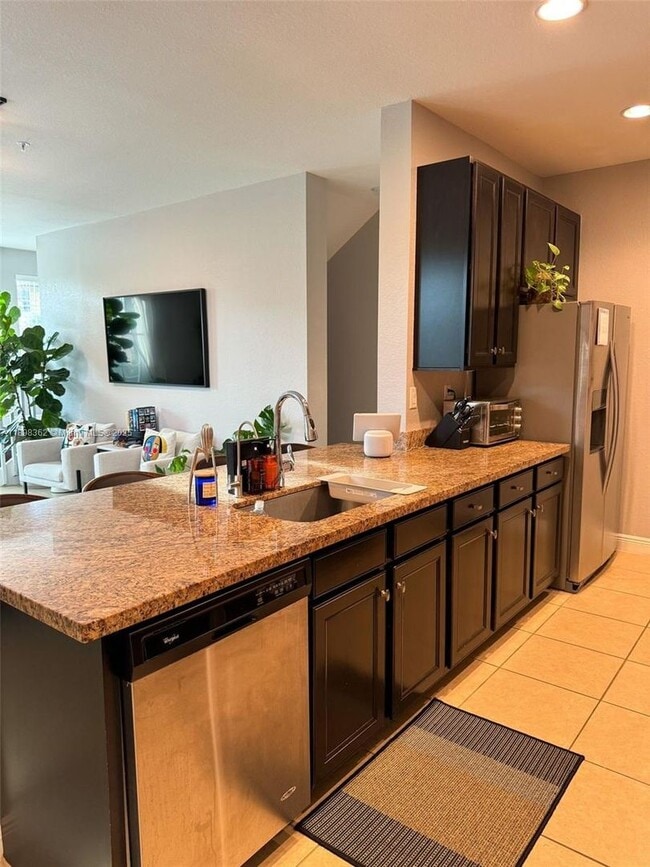 Building Photo - 1006 SW 147th Ave