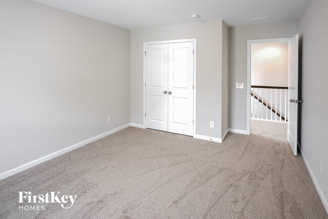 Building Photo - 506 Tarleton Dr
