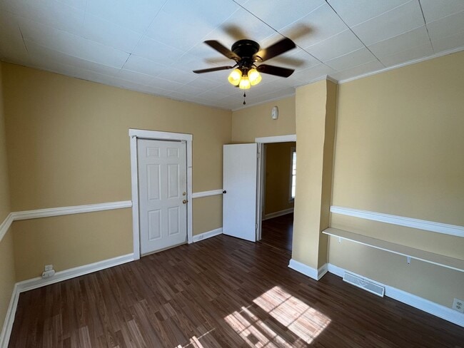 Building Photo - One Level Living with Central Air