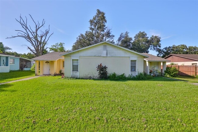 Building Photo - 11507 Valencia Dr