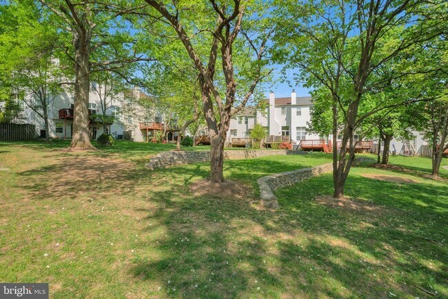 Building Photo - 5824 Wye Oak Commons Ct