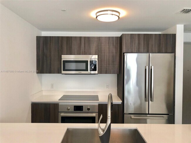 Building Photo - 488 NE 18th St