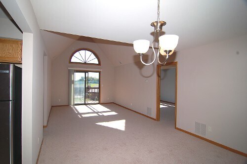 Building Photo - N58W23983 Hastings Ct