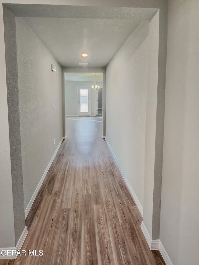 Building Photo - 14384 Star Cactus Ave