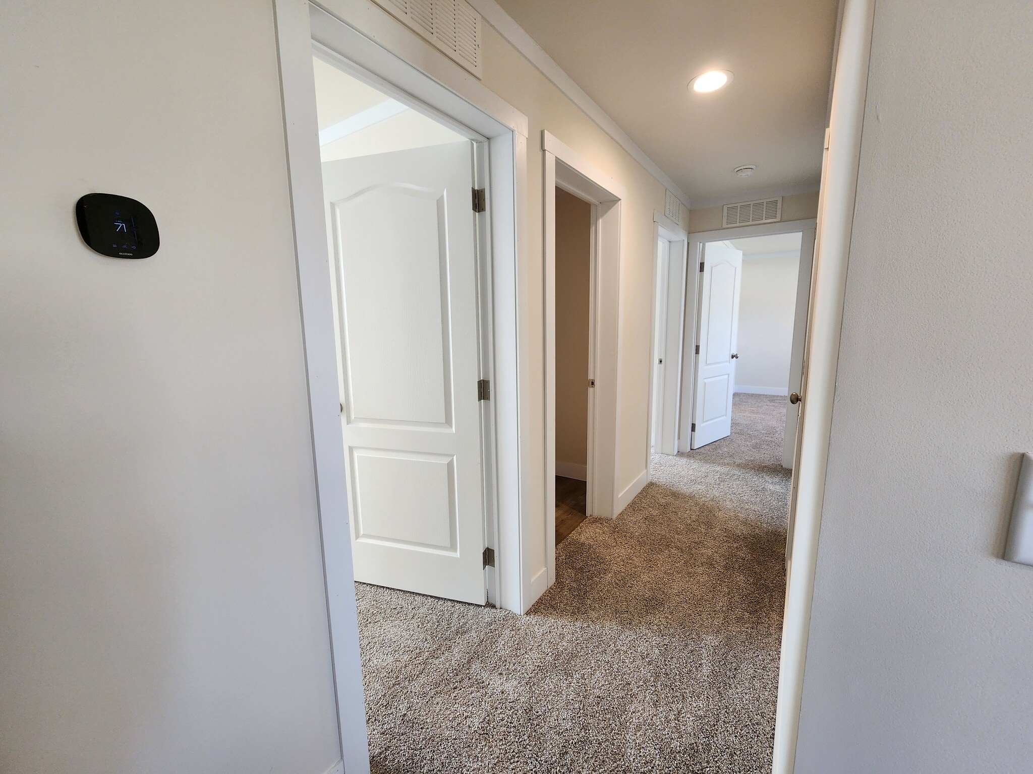 Building Photo - 17 Video Ct