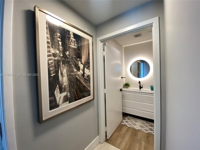 Building Photo - 888 Biscayne Blvd