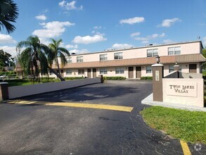 Building Photo - 4100 NW 16th Ave
