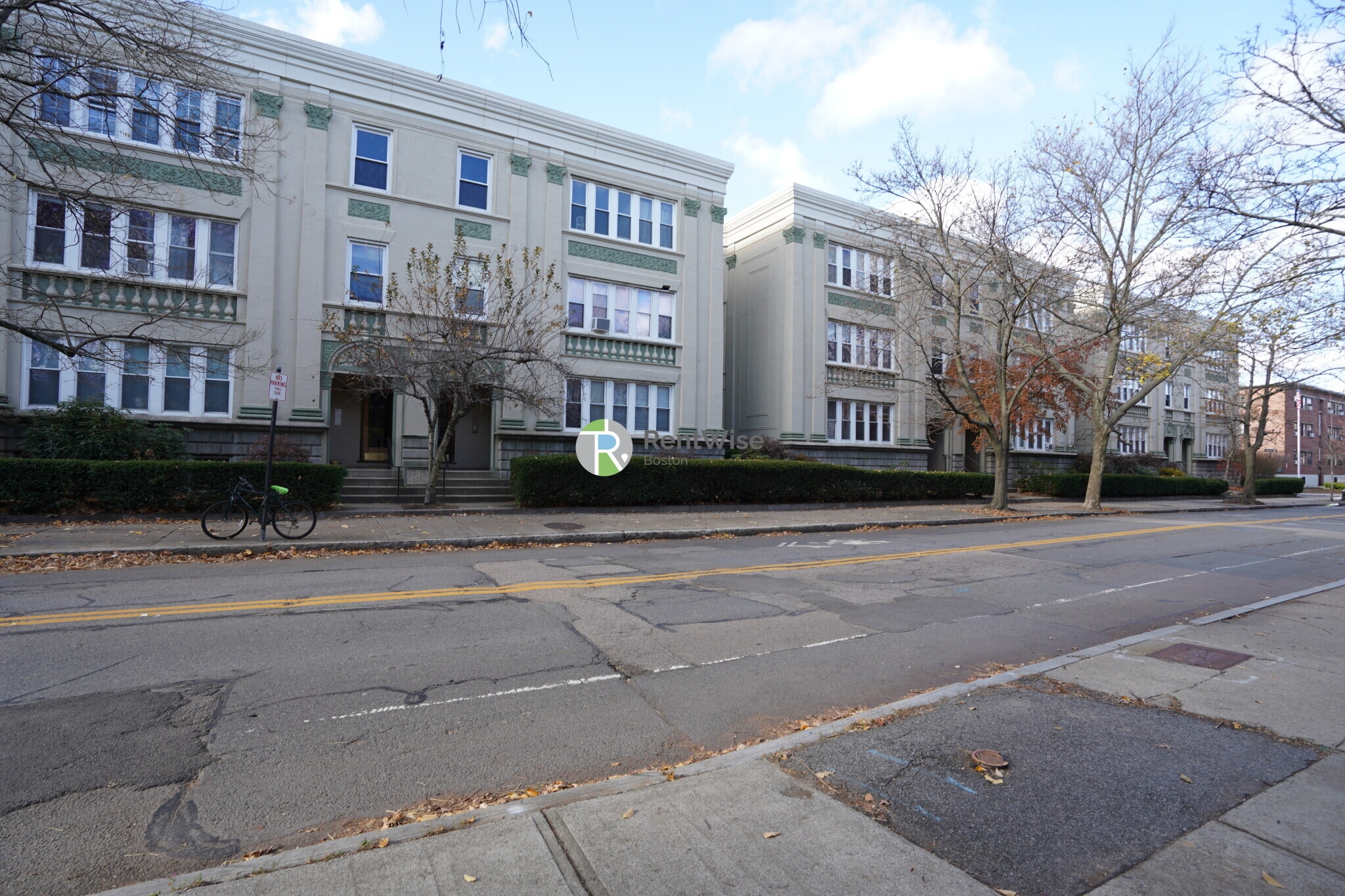 Building Photo - 62 Egmont St