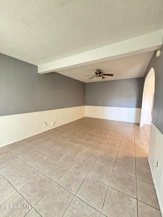 Building Photo - 10104 Alcan St