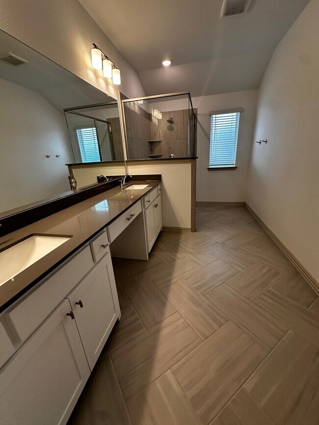 Master Bath 1 - 12874 Teton St