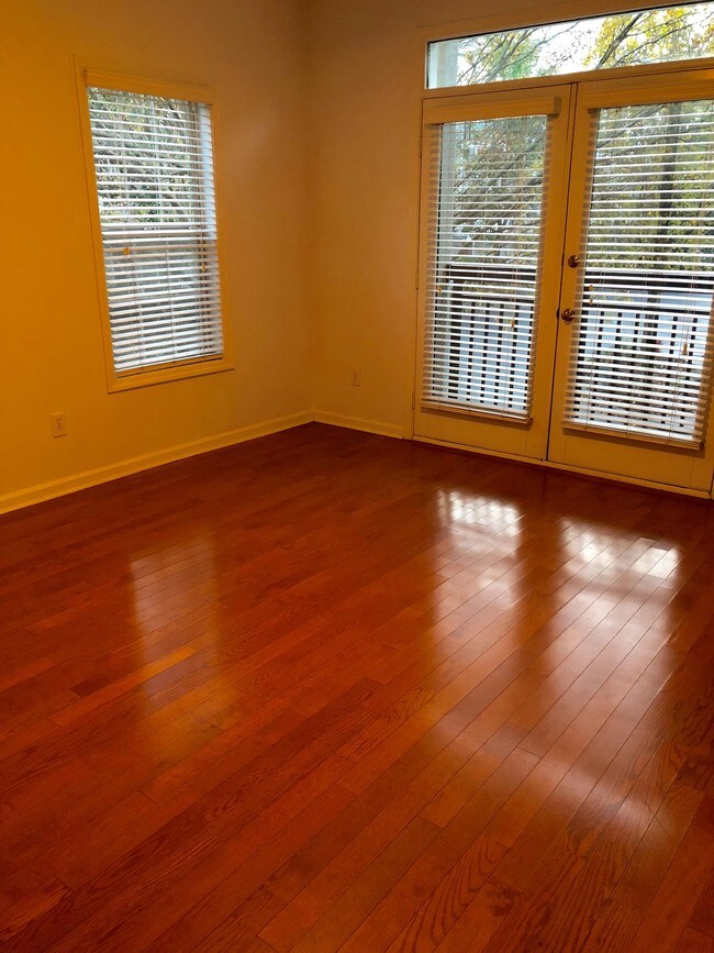 Living Room - 4246 River Green Dr NW