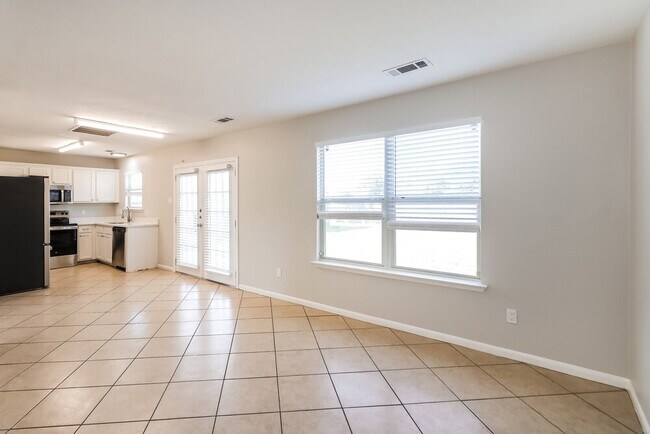 Building Photo - 5622 Coastal Way