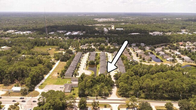 Building Photo - 211 Moultrie Village Ln