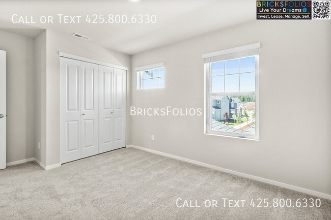 Building Photo - 1342 SW Pendleton Way