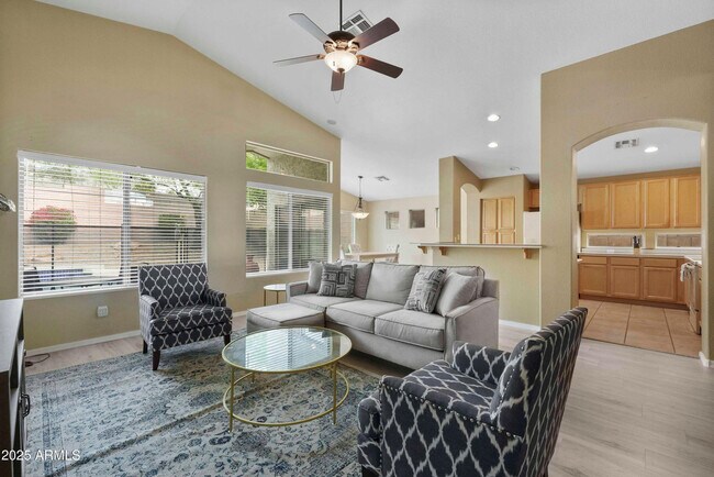 Building Photo - 1838 W Brookwood Ct